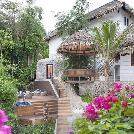 מלון Phuket Santosa Detox Retreat מראה חיצוני תמונה