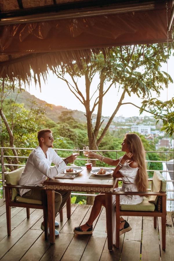 מלון Phuket Santosa Detox Retreat מראה חיצוני תמונה